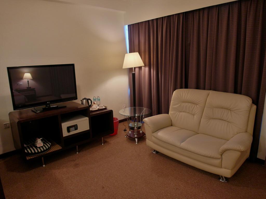 Ritz Garden Hotel Ipoh Room photo