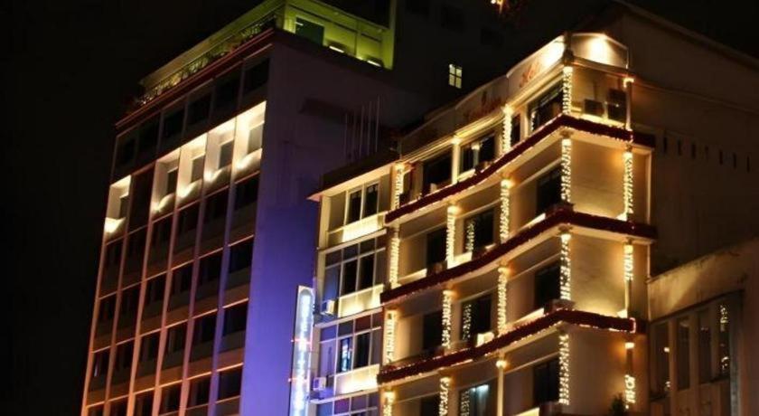 Ritz Garden Hotel Ipoh Exterior photo