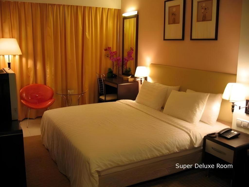 Ritz Garden Hotel Ipoh Exterior photo