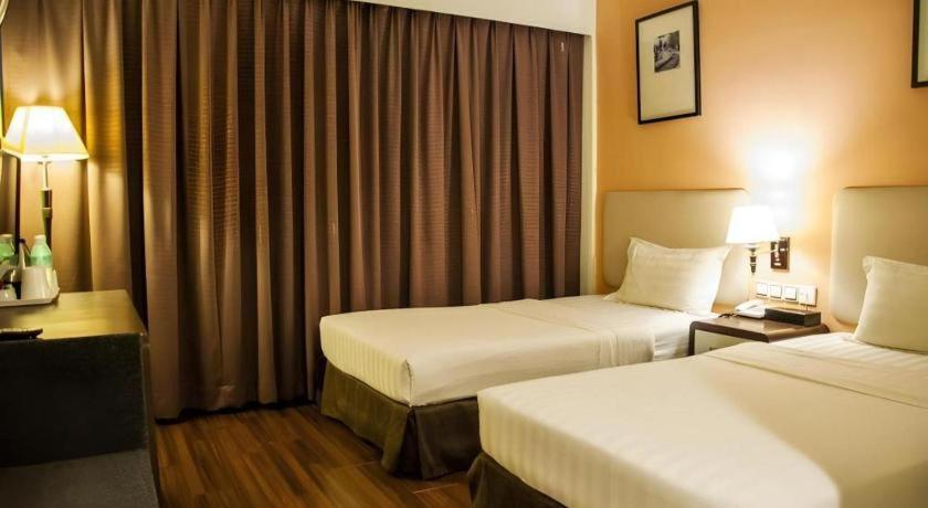 Ritz Garden Hotel Ipoh Exterior photo